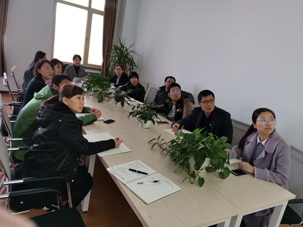 1553647172966235.jpg 评课.jpg