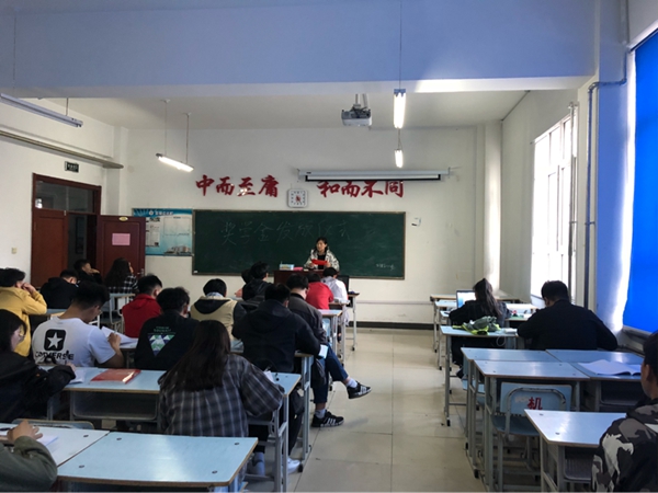 1558053628314347.jpg 奖学金.jpg